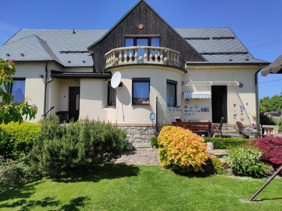 U Lesa Apartamento Bohutín Exterior foto